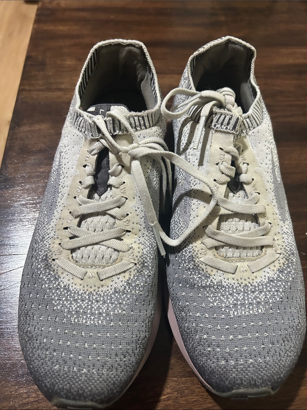 Women's Lightweight Gray Knit Athletic Sneakers
